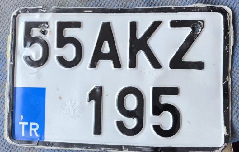 55 AKZ 195